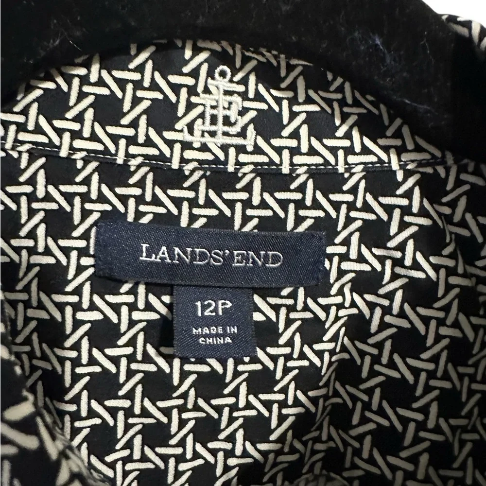 Lands End stylish geometric